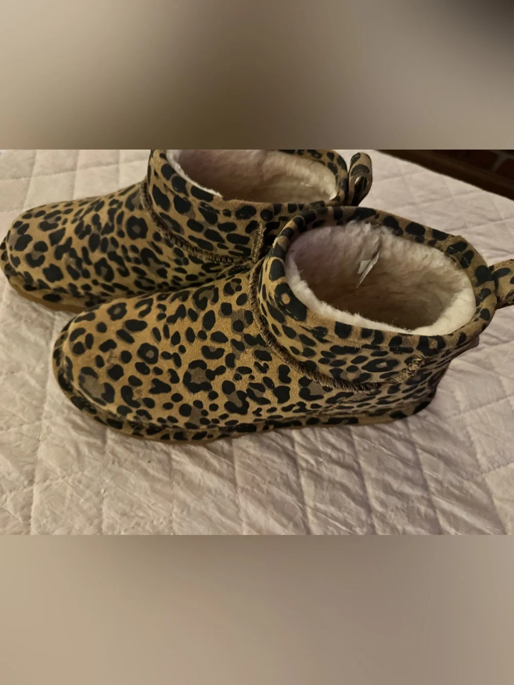 BearPaw cozy ankle